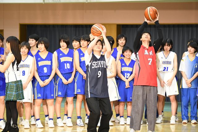 北村匠海、フリースロー対決に挑戦！『春待つ僕ら』バスケ部奨励イベント（16枚目）