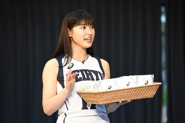 北村匠海、フリースロー対決に挑戦！『春待つ僕ら』バスケ部奨励イベント（23枚目）