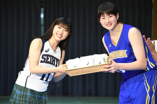 北村匠海、フリースロー対決に挑戦！『春待つ僕ら』バスケ部奨励イベント（24枚目）