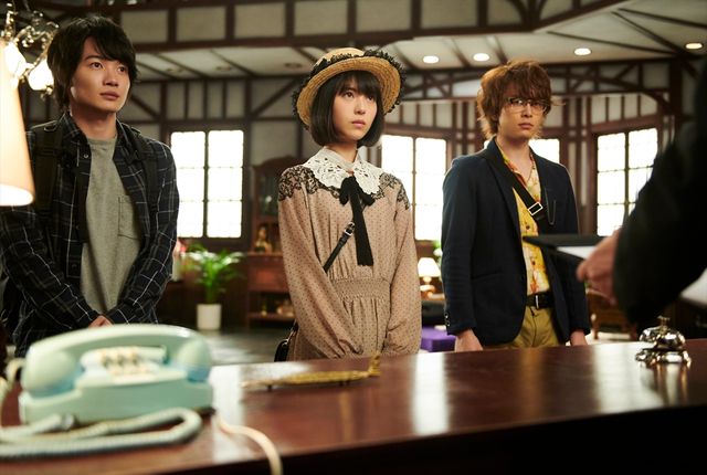 浜辺美波、かわいさが止まらない！『屍人荘の殺人』写真16枚：フォトギャラリー