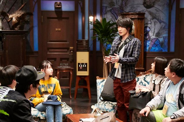 浜辺美波、かわいさが止まらない！『屍人荘の殺人』写真16枚（6枚目）