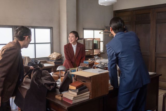 月刊誌に歓喜するのぶ（今田美桜）たち…「あんぱん」第14週「幸福よ、どこにいる」第69回：フォトギャラリー