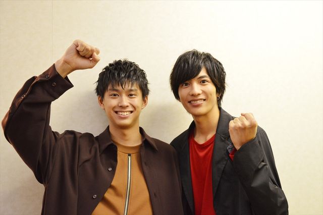 【写真いっぱい】志尊淳＆鈴木勝大、仲良しショットも変顔も…！（19枚目）