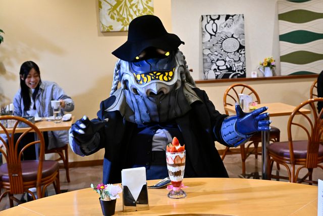 突然ゴネ始めたデンテおじさん…「仮面ライダーガヴ」第39話場面カット：フォトギャラリー