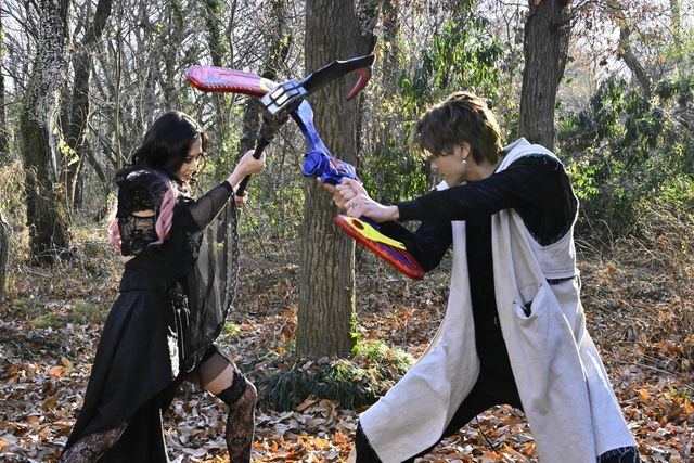 突然ゴネ始めたデンテおじさん…「仮面ライダーガヴ」第39話場面カット（4枚目）