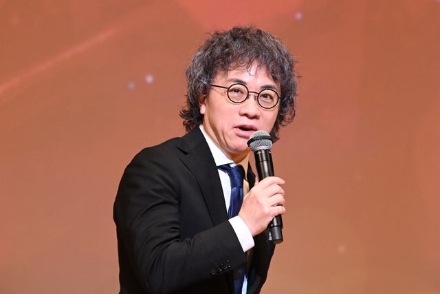 松村北斗のエランドール賞受賞を新海誠監督がお祝い！（5枚目）