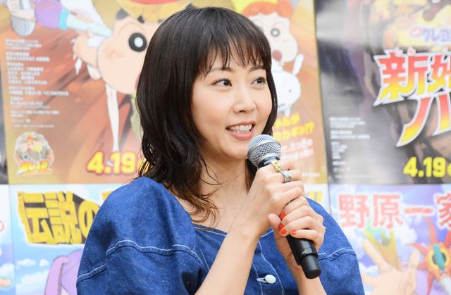木南晴夏、りゅうちぇるがアフレコに挑戦！『映画クレヨンしんちゃん　新婚旅行ハリケーン　～失われたひろし～』：フォトギャラリー