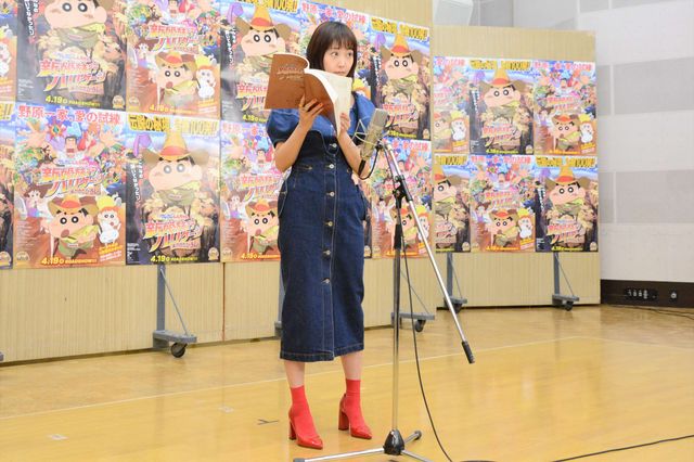 木南晴夏、りゅうちぇるがアフレコに挑戦！『映画クレヨンしんちゃん　新婚旅行ハリケーン　～失われたひろし～』（5枚目）
