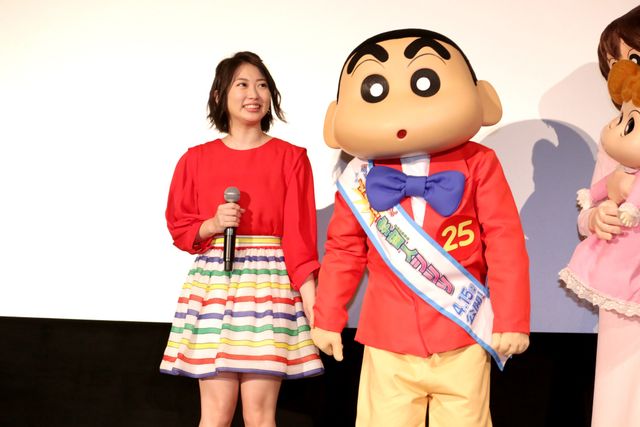 【写真】志田未来、マジ泣き！ 舞台あいさつで大号泣（9枚目）