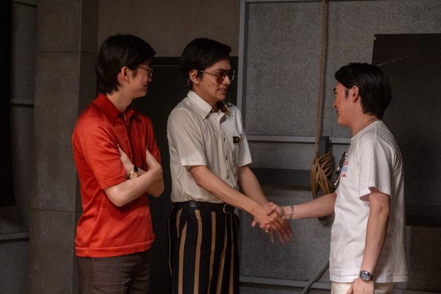 大きな拍手に包まれて…「あんぱん」第25週「怪傑アンパンマン」第125回（2枚目）