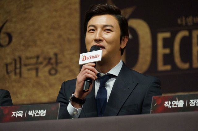 JYJジュンスがキム・グァンソクさんの未発表曲を熱唱！フォトギャラリー（6枚目）