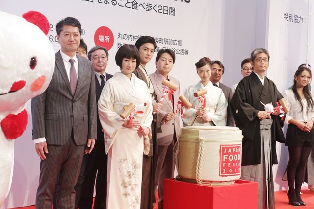 映画『武士の献立』完成披露舞台あいさつ＆「ジャパンフードフェスタ」のオープニングセレモニー　フォトギャラリー（10枚目）