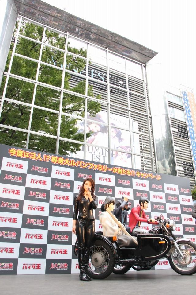 秋元才加、恋愛解禁で恋に意欲！ AKB48卒業後初イベントで理想の男性像&キス顔を披露　画像ギャラリー（11枚目）