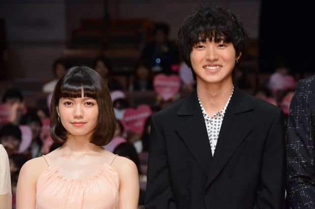 山崎賢人＆二階堂ふみ、見つめ合う…『オオカミ少女と黒王子』ジャパンプレミア写真ギャラリー！（5枚目）