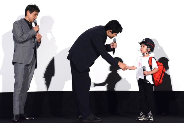 鈴木亮平、江口洋介、菜々緒の神ファンサ！『劇場版TOKYO MER～走る緊急救命室～南海ミッション』舞台あいさつ（4枚目）