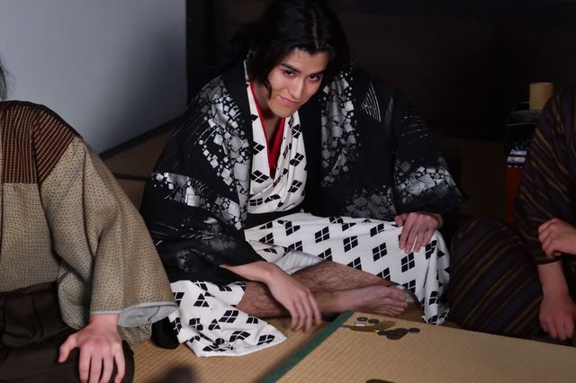 結木滉星の真剣なまなざし！映画『下忍　青い影』場面カット：フォトギャラリー