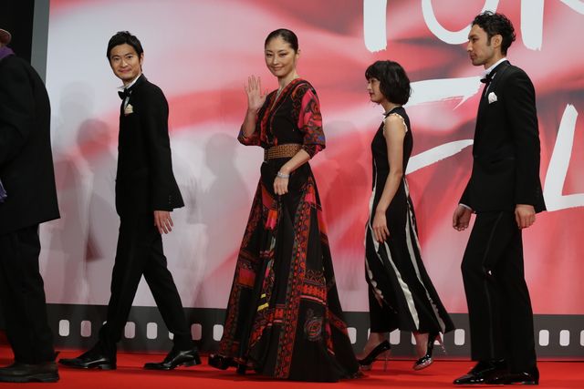 華やかに彩られたレッドカーペット！ドレスで振り返る（27枚目）