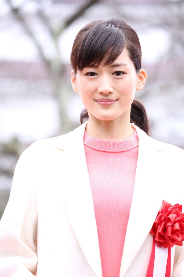 綾瀬はるか、八重桜「はるか」植樹セレモニーに出席！フォトギャラリー（11枚目）