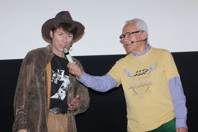 新旧キャストそろって決めポーズ！『劇場版　ウルトラマンX きたぞ！われらのウルトラマン』イベントフォトギャラリー（4枚目）