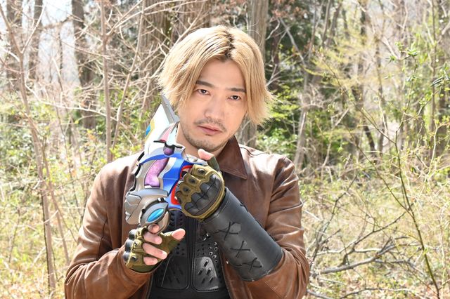 「ウルトラマンデッカー」カナタの前に現れたデッカー・アスミ！松本大輝x谷口賢志2ショット（2枚目）