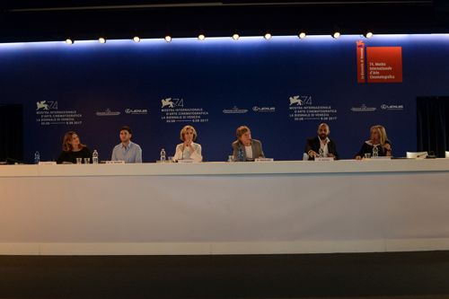 ロバート・レッドフォード＆ジェーン・フォンダ、仲良しショット満載！（18枚目）