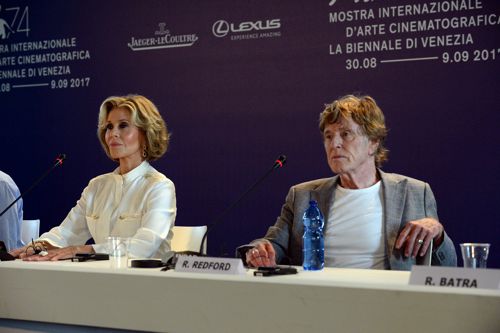 ロバート・レッドフォード＆ジェーン・フォンダ、仲良しショット満載！（19枚目）