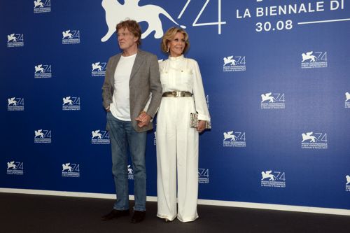 ロバート・レッドフォード＆ジェーン・フォンダ、仲良しショット満載！（26枚目）