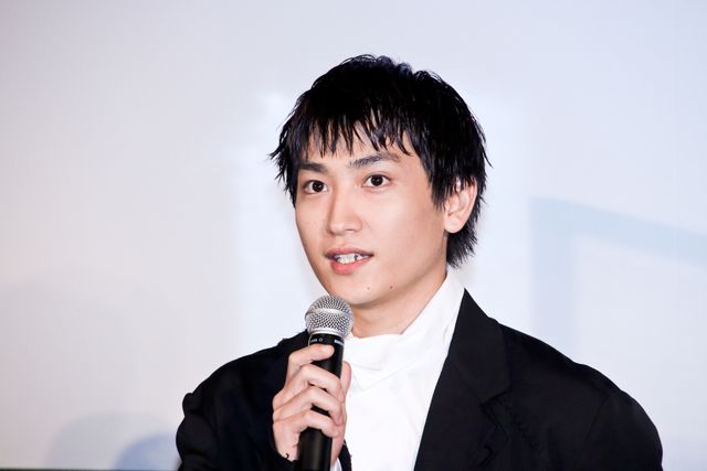 伊藤万理華＆金子大地が笑顔で登壇！『サマーフィルムにのって』舞台あいさつ（17枚目）