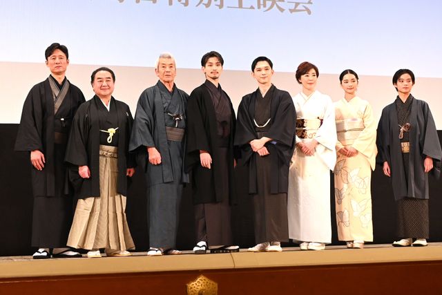 吉沢亮＆横浜流星『国宝』キャストが歌舞伎座に再結集！大晦日特別上映会（9枚目）