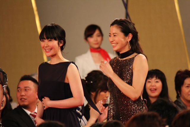 長澤まさみが大胆ドレスで魅了！夏帆、満島ひかり、吉田羊、黒木華ら優秀助演女優賞受賞者フォトギャラリー（5枚目）