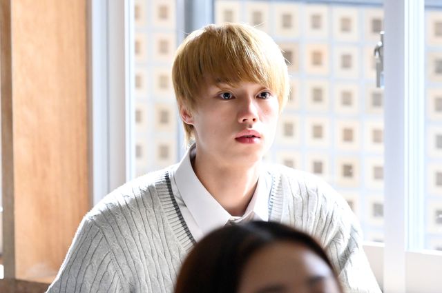 「御上先生」退学処分の椎葉、3年2組が思いもよらぬ行動に…第7話場面写真（18枚目）