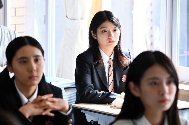 「御上先生」退学処分の椎葉、3年2組が思いもよらぬ行動に…第7話場面写真（21枚目）