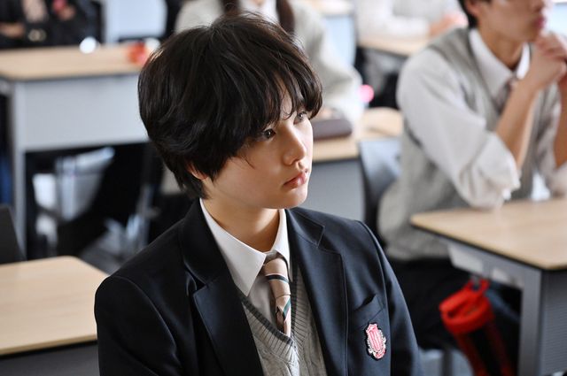 「御上先生」退学処分の椎葉、3年2組が思いもよらぬ行動に…第7話場面写真（30枚目）