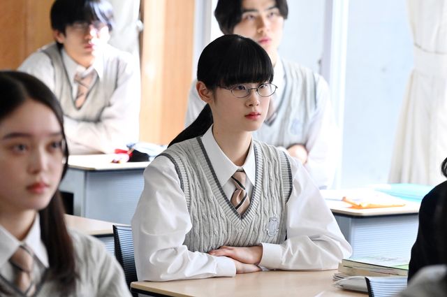 「御上先生」退学処分の椎葉、3年2組が思いもよらぬ行動に…第7話場面写真（32枚目）