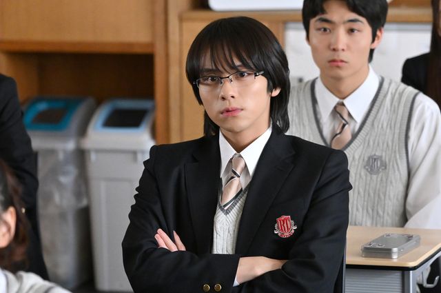 「御上先生」退学処分の椎葉、3年2組が思いもよらぬ行動に…第7話場面写真（39枚目）