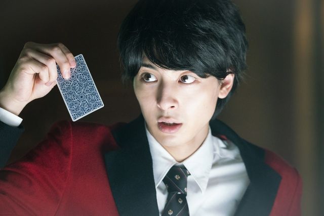 宮沢氷魚、ミステリアスなリーダー役がカッコいい！『映画　賭ケグルイ』（26枚目）