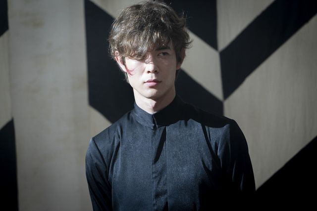 宮沢氷魚、ミステリアスなリーダー役がカッコいい！『映画　賭ケグルイ』（29枚目）