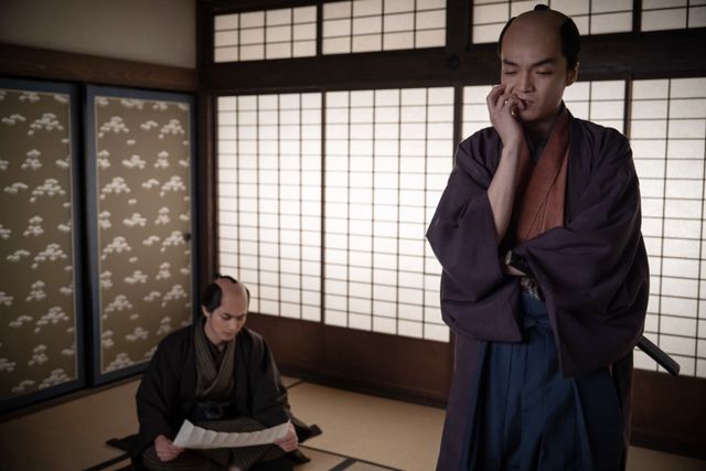 豆腐の角に頭をぶつけて…恋川春町（岡山天音）の壮絶な最期「べらぼう」第36回場面写真（4枚目）