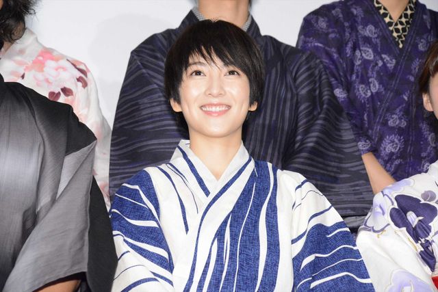 笑いが止まらない広瀬アリス、どうした!?　豪華キャスト勢ぞろいの浴衣姿！（4枚目）