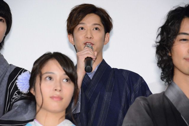 笑いが止まらない広瀬アリス、どうした!?　豪華キャスト勢ぞろいの浴衣姿！（6枚目）