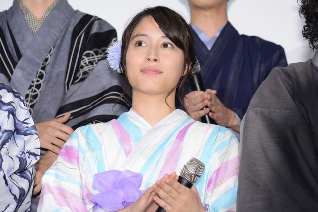 笑いが止まらない広瀬アリス、どうした!?　豪華キャスト勢ぞろいの浴衣姿！（8枚目）