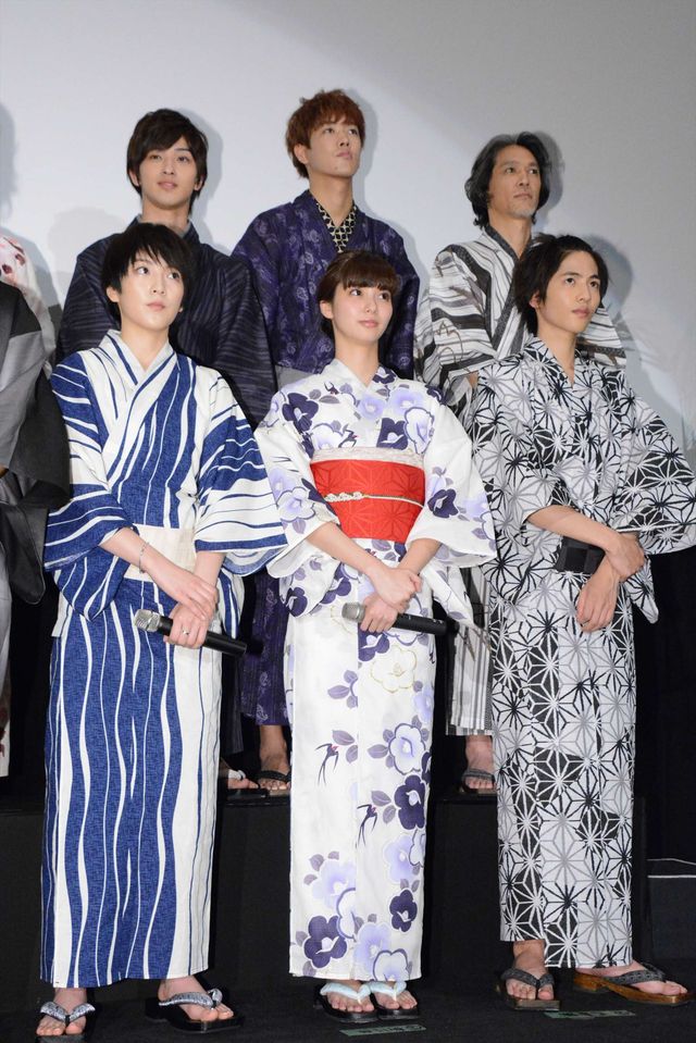 笑いが止まらない広瀬アリス、どうした!?　豪華キャスト勢ぞろいの浴衣姿！（12枚目）