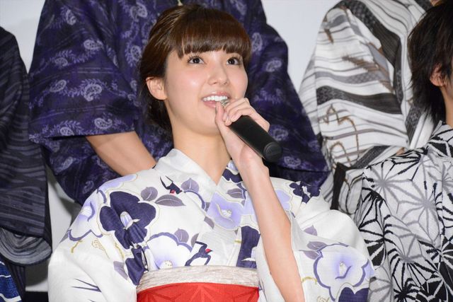 笑いが止まらない広瀬アリス、どうした!?　豪華キャスト勢ぞろいの浴衣姿！（14枚目）