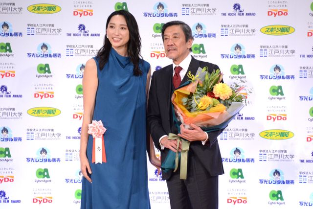 横浜流星、石原さとみ、吉岡里帆らが受賞！「第49回報知映画賞」表彰式（17枚目）