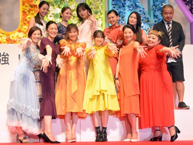 篠原涼子、広瀬すずら豪華キャスト集結！『SUNNY 強い気持ち・強い愛』完成披露舞台あいさつ（31枚目）