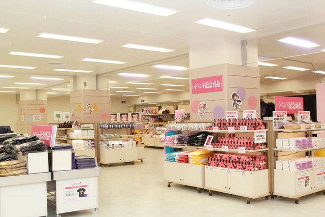 「魔法少女まどか☆マギカ展」等身大フィギュアも！　フォトギャラリー（10枚目）