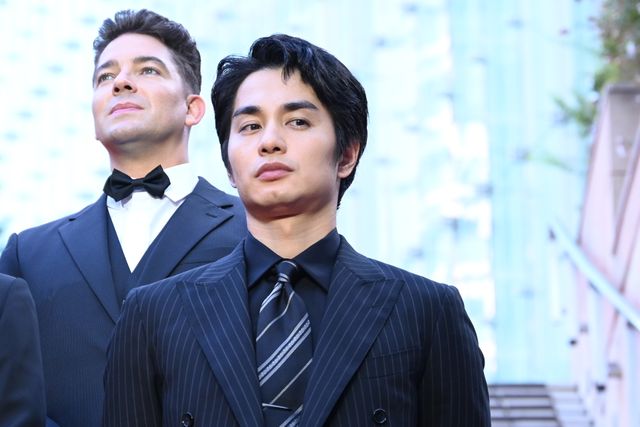 妻夫木聡が自撮り！広瀬すず、窪田正孝、永山瑛太らと『宝島』レッドカーペット登壇（31枚目）