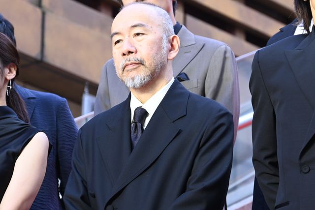 妻夫木聡が自撮り！広瀬すず、窪田正孝、永山瑛太らと『宝島』レッドカーペット登壇（35枚目）