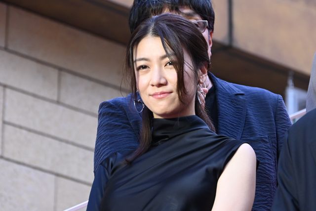 妻夫木聡が自撮り！広瀬すず、窪田正孝、永山瑛太らと『宝島』レッドカーペット登壇（36枚目）