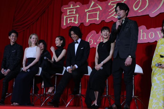綾瀬はるか、斎藤工、水原希子、間宮祥太朗らがドレスアップしてリムジンで登場！映画『高台家の人々』レセプションパーティーフォトギャラリー（40枚目）